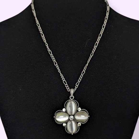 (2/$20) Figaro Chain Pendant Necklace - Picture 2 of 6